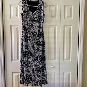 Tribal Long Dress Size P/S Light weight material Seeveless
